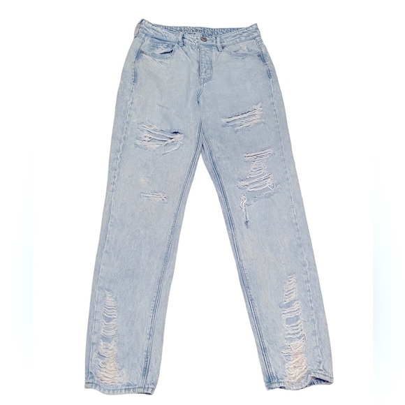 American Eagle Hi-Rise Tomgirl jeans, light wash, destroyed, size 4 long - Picture 1 of 9